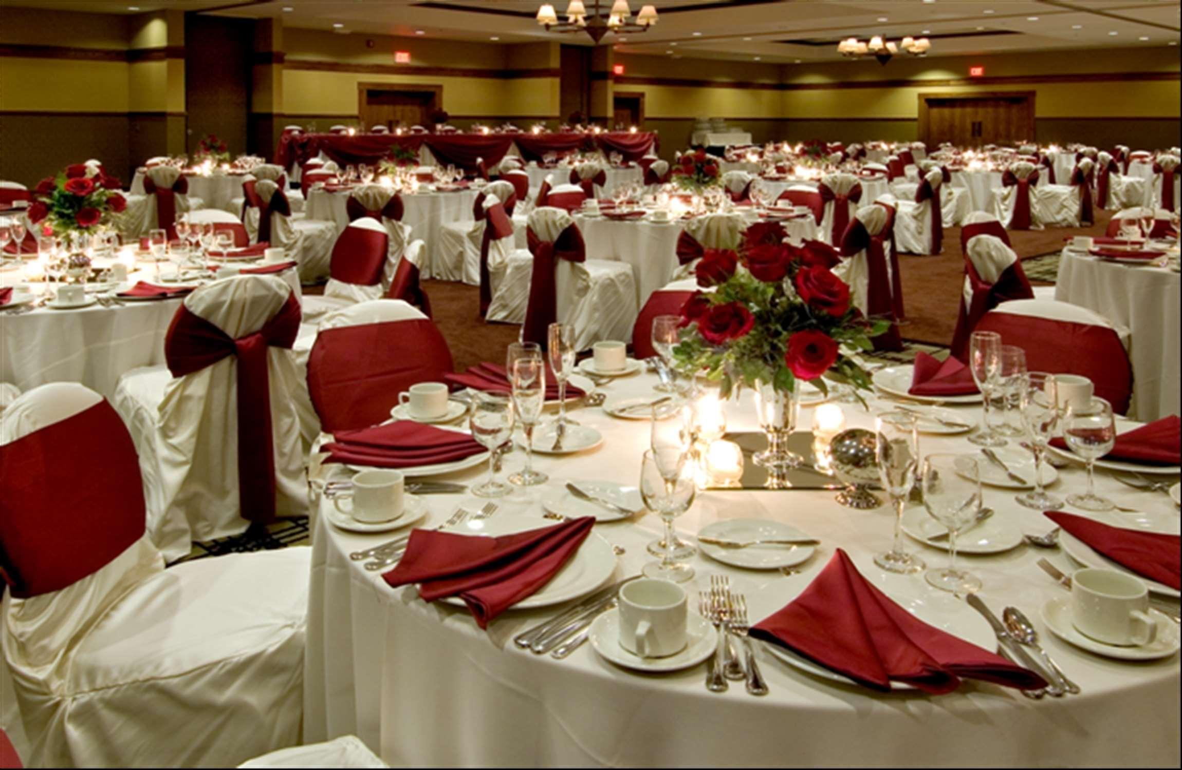 Doubletree By Hilton Libertyville-Mundelein Bagian luar foto