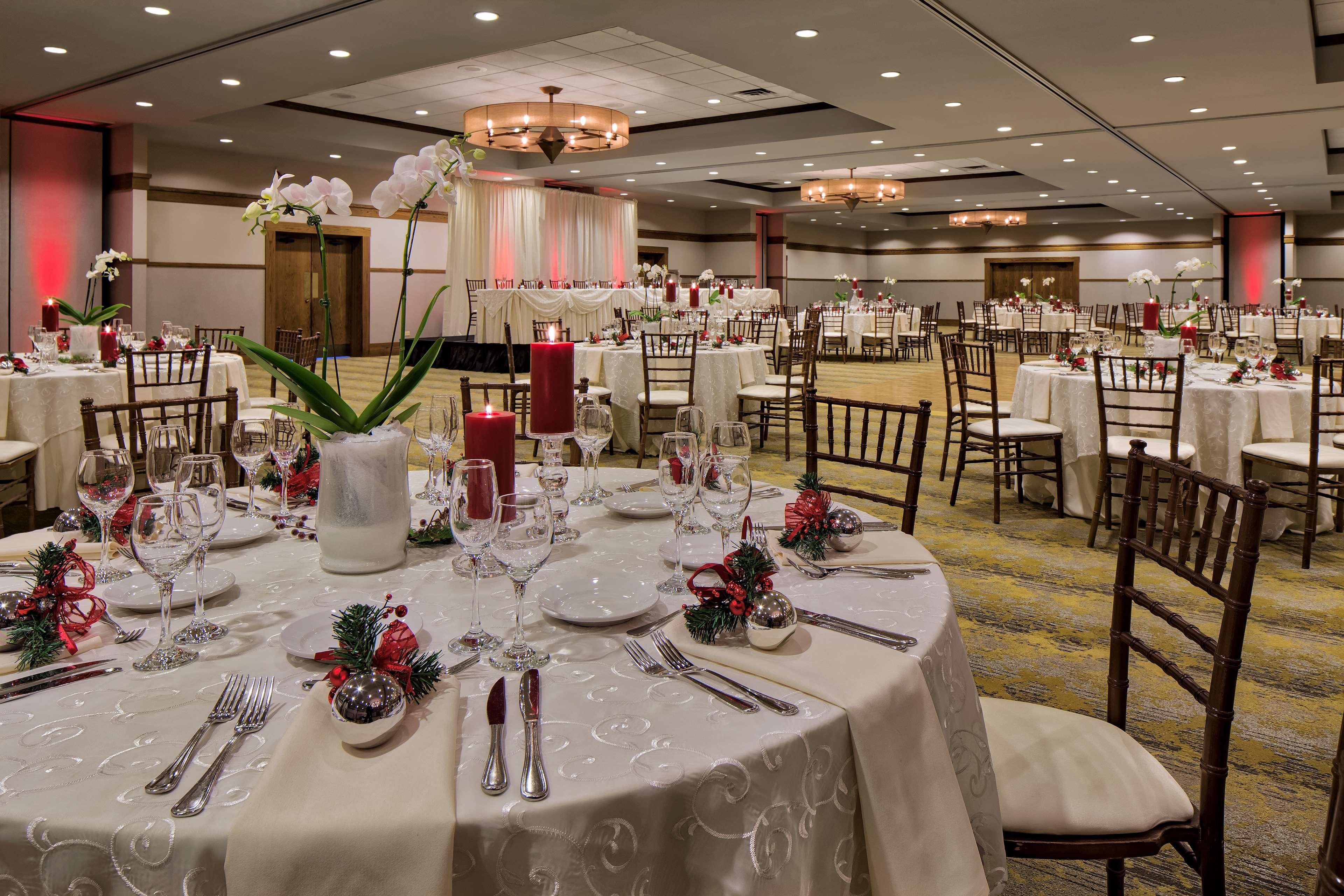 Doubletree By Hilton Libertyville-Mundelein Bagian luar foto